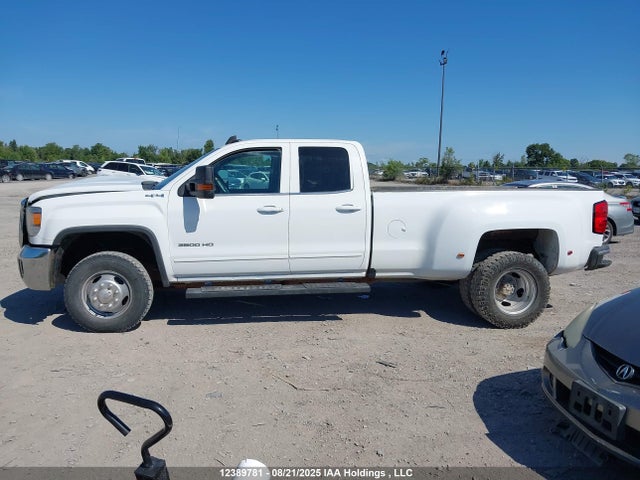 1GT52WCGXJZ119957 GMC Sierra K3500 Sle