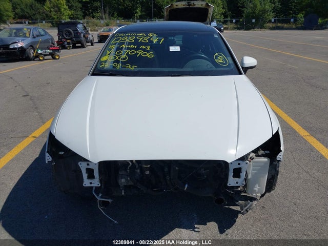 WAUAUGFF3J1070906 Audi A3
