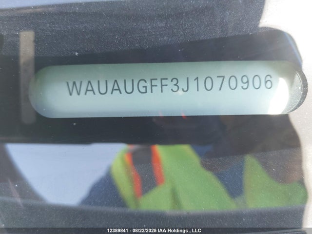WAUAUGFF3J1070906 Audi A3
