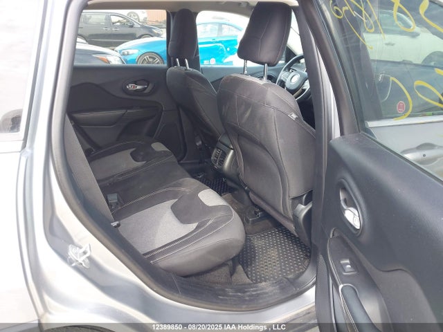 1C4PJMCB4EW323066 Jeep Cherokee