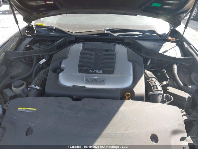 JN1AY1PR5FM180250 Infiniti 2015