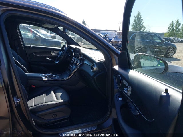 WDC0G4KB4JF434237 Mercedes-Benz m274