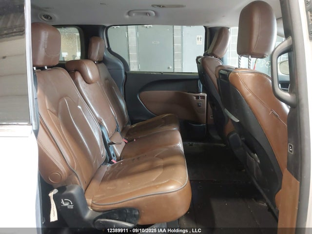 2C4RC1GG8HR591347 Chrysler 2017