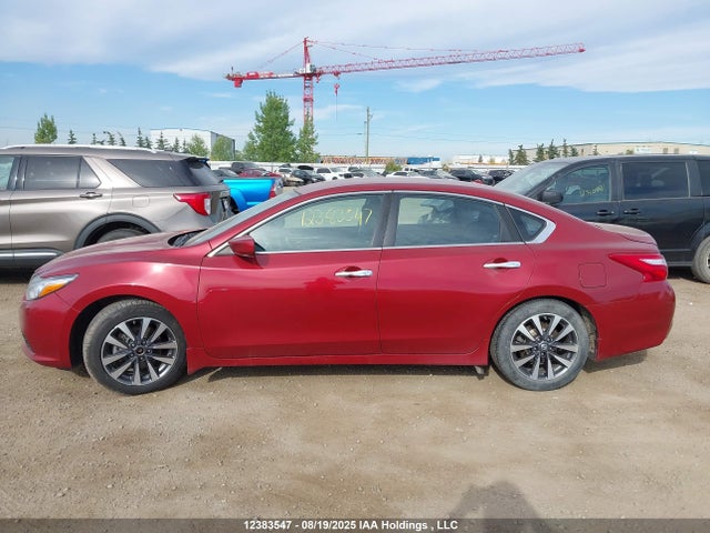 1N4AL3AP7HN340484 Nissan 2017