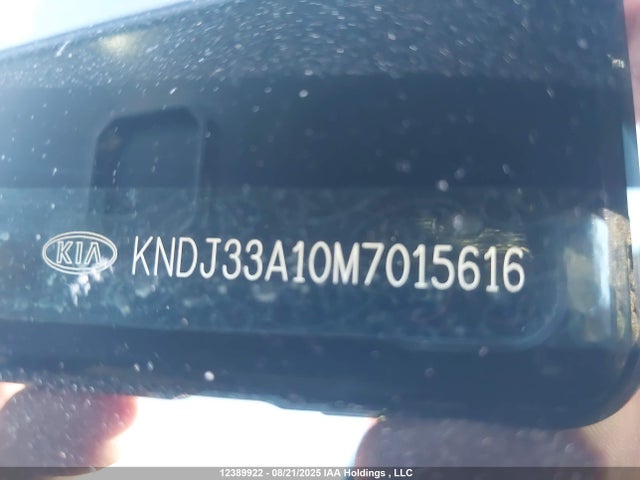KNDJ33A10M7015616 KIA Soul
