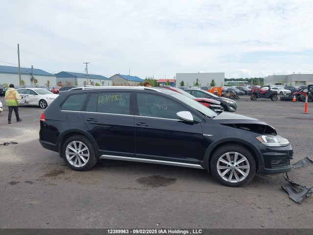 3VWH17AU8KM521331 Volkswagen GOLF ALLTRACK