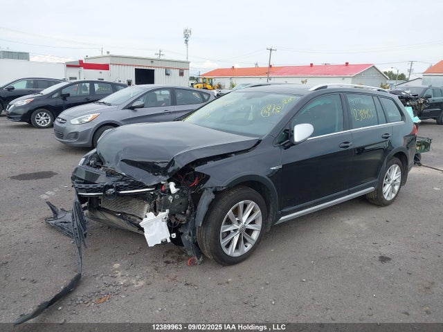 3VWH17AU8KM521331 Volkswagen GOLF ALLTRACK