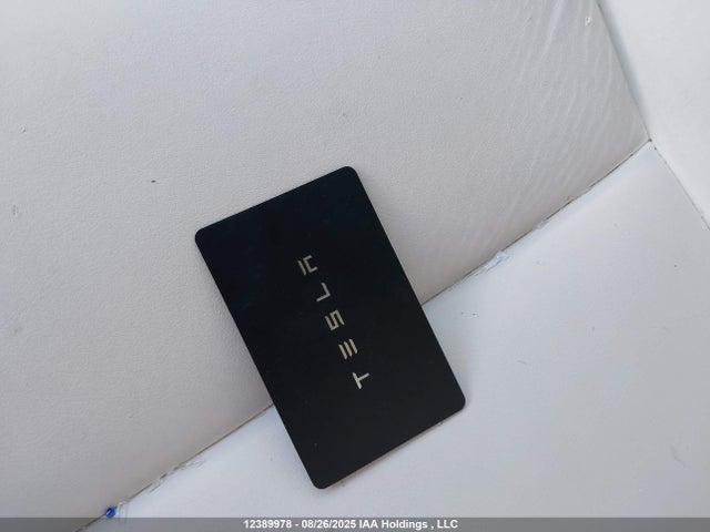 5YJ3E1EC5PF710353 Tesla MODEL 3