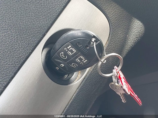 2C4RDGEG0KR637571 Dodge Grand Caravan