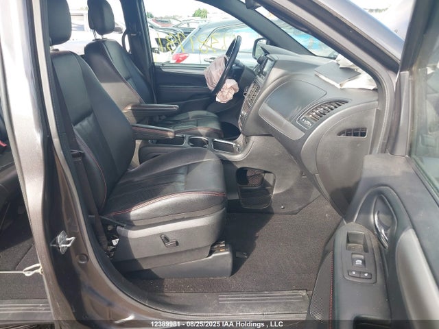 2C4RDGEG0KR637571 Dodge Grand Caravan