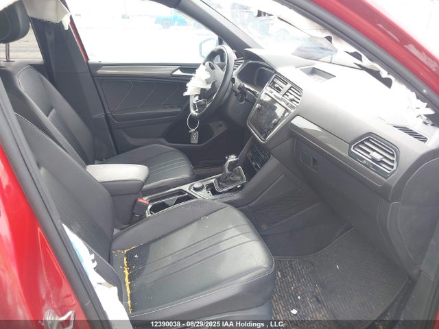 3VV8B7AXXRM040566 Volkswagen tsi