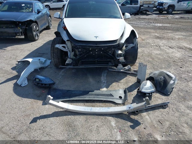 7SAYGAEE1PF622730 Tesla Model Y