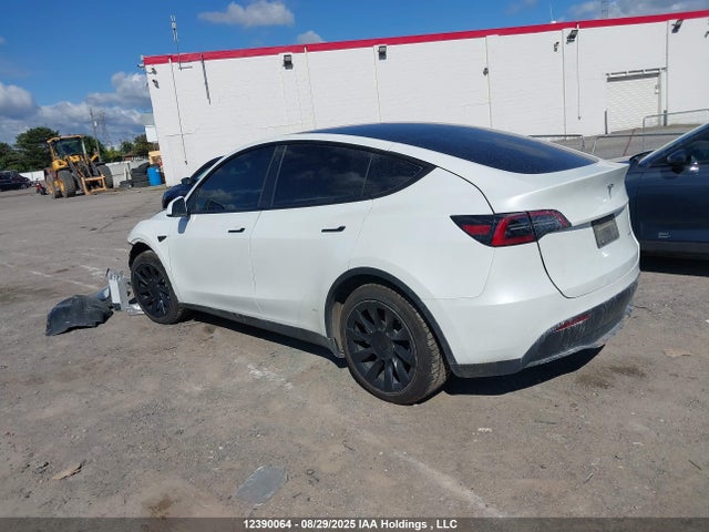 7SAYGAEE1PF622730 Tesla Model Y