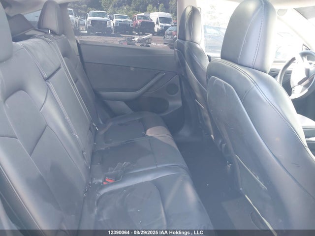 7SAYGAEE1PF622730 Tesla Model Y