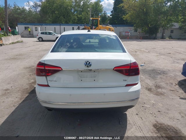 1VWBT7A39HC063249 Volkswagen 1.8 tsi