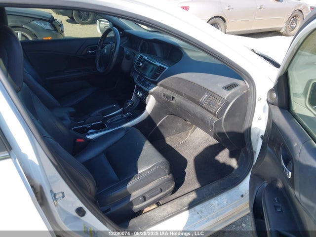 1HGCR2F94FA805363 Honda Accord
