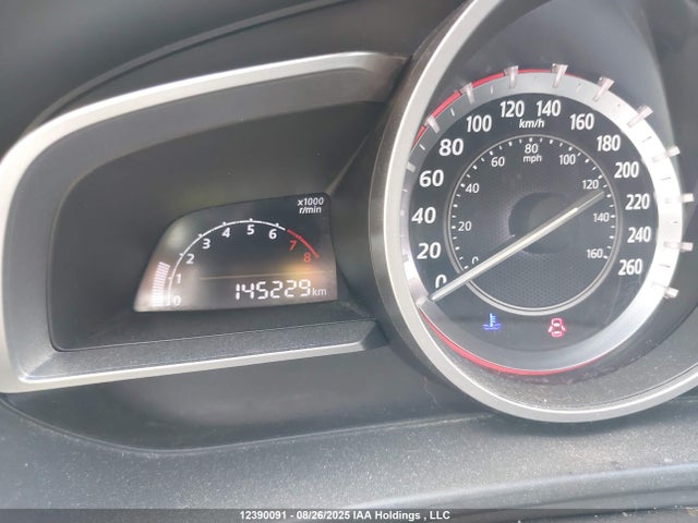 3MZBM1L73EM111011 Mazda pe