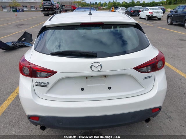 3MZBM1L73EM111011 Mazda pe