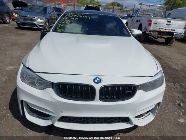 WBS3R9C50FF708634 BMW M4