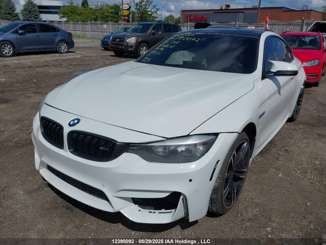 WBS3R9C50FF708634 BMW M4