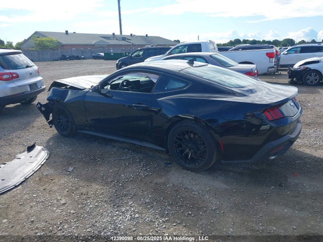 1FA6P8TH6R5146043 Ford 4v
