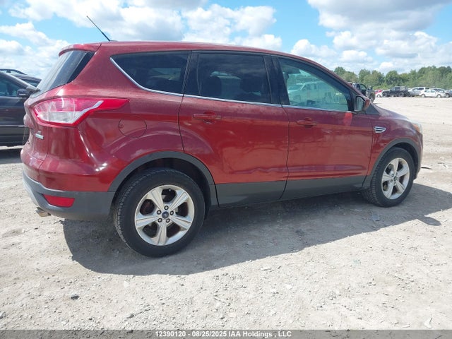 1FMCU0GXXFUB98698 Ford Escape