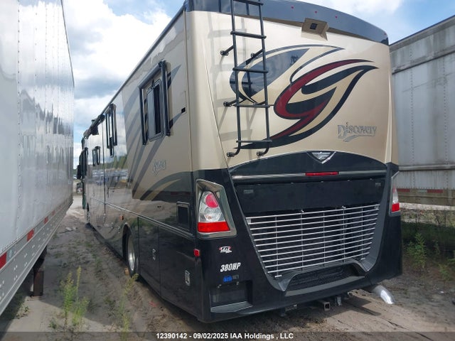 12390142 :رقم المزاد ، 4UZACGCY2ECFP9342 vin ، 2014 Freightliner Chassis Xc مزاد بيع
