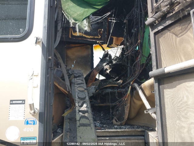 12390142 :رقم المزاد ، 4UZACGCY2ECFP9342 vin ، 2014 Freightliner Chassis Xc مزاد بيع