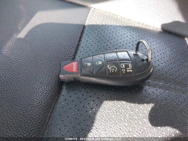 2C4RDGDG9GR315911 Dodge Grand Caravan