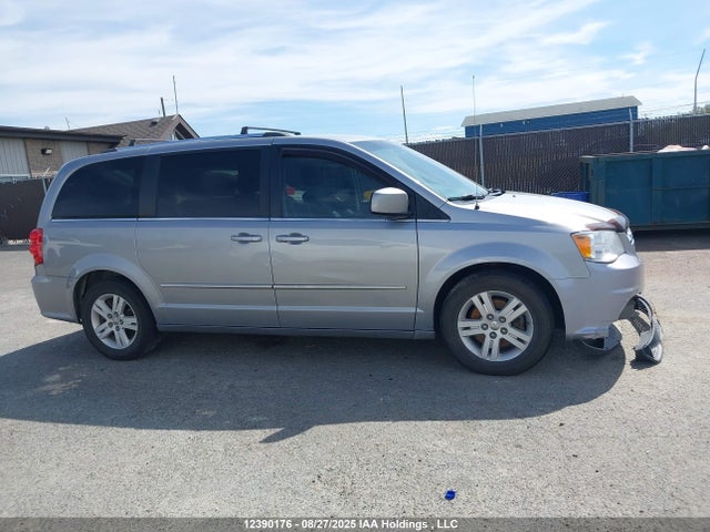2C4RDGDG9GR315911 Dodge Grand Caravan