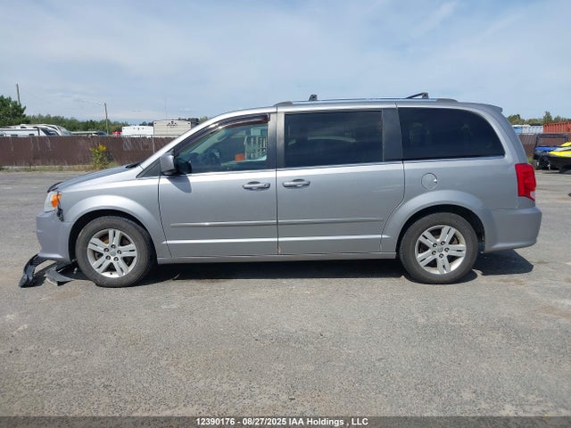 2C4RDGDG9GR315911 Dodge Grand Caravan