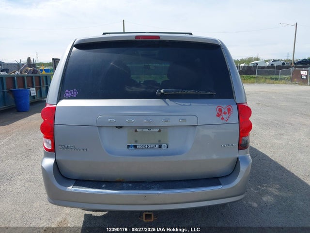 2C4RDGDG9GR315911 Dodge Grand Caravan