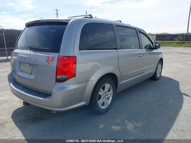 2C4RDGDG9GR315911 Dodge Grand Caravan
