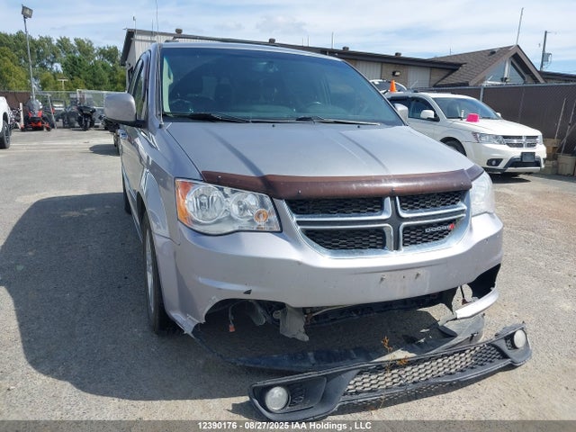2C4RDGDG9GR315911 Dodge Grand Caravan
