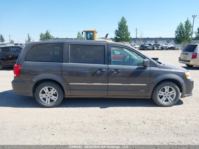 2C4RDGDG5FR665857 Dodge Grand Caravan