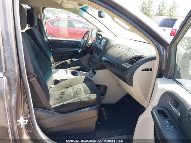 2C4RDGDG5FR665857 Dodge Grand Caravan