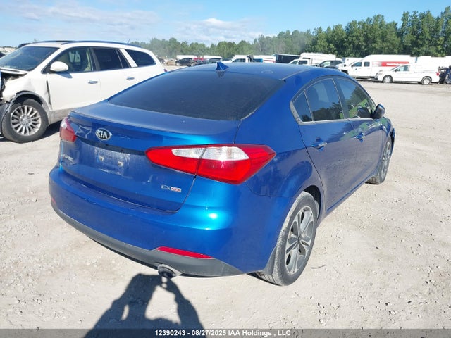 KNAFX4A85E5238774 KIA Forte