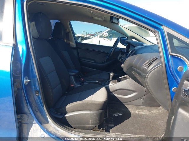KNAFX4A85E5238774 KIA Forte