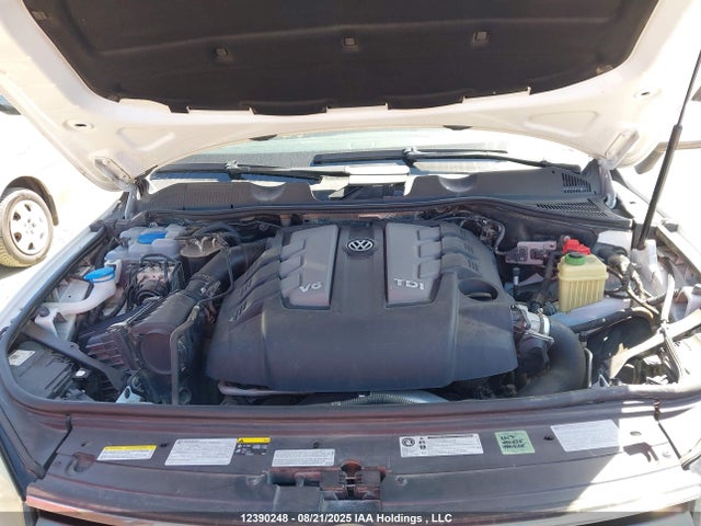 WVGEP9BP8FD004634 Volkswagen 2015