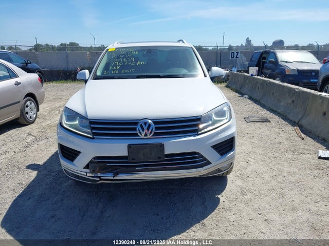 WVGEP9BP8FD004634 Volkswagen 2015