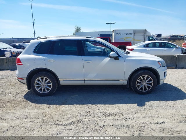 WVGEP9BP8FD004634 Volkswagen 2015