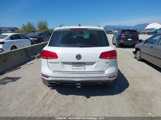 WVGEP9BP8FD004634 Volkswagen 2015