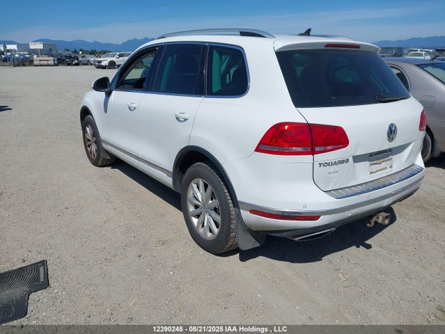 WVGEP9BP8FD004634 Volkswagen 2015