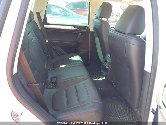 WVGEP9BP8FD004634 Volkswagen 2015