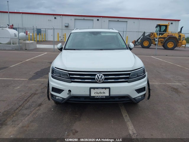 3VV4B7AX0KM174166 Volkswagen Tiguan