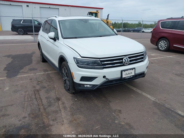 3VV4B7AX0KM174166 Volkswagen Tiguan