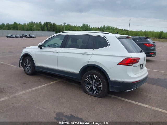 3VV4B7AX0KM174166 Volkswagen Tiguan