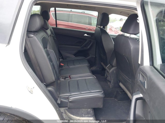 3VV4B7AX0KM174166 Volkswagen Tiguan