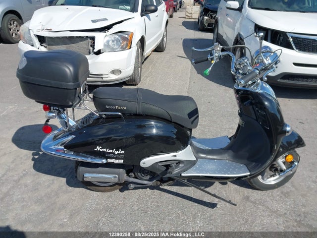 LLPVGBAJ7M1010181 Scooter Jj50qt-17