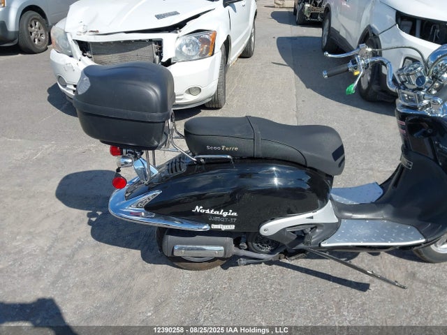 LLPVGBAJ7M1010181 Scooter Jj50qt-17